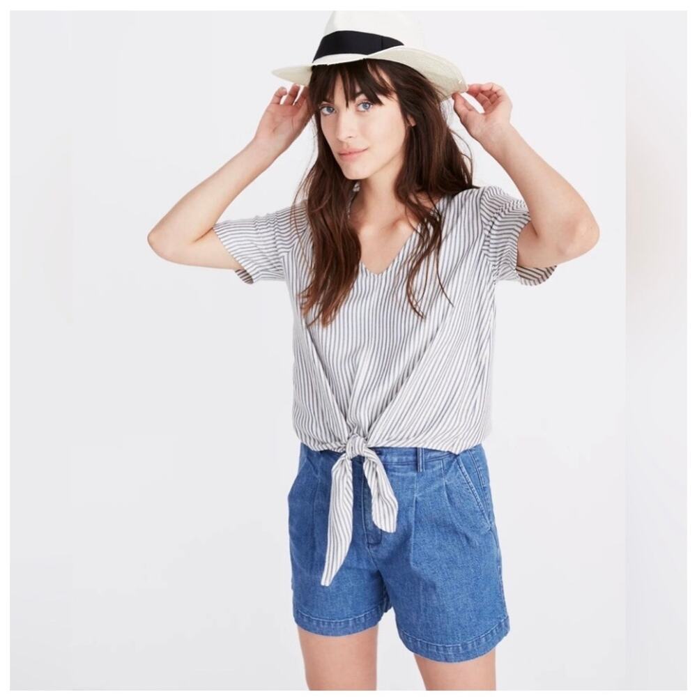 Madewell Novel Short Sleeve V-Neck Tie Front Blue/White Striped Shirt Small
